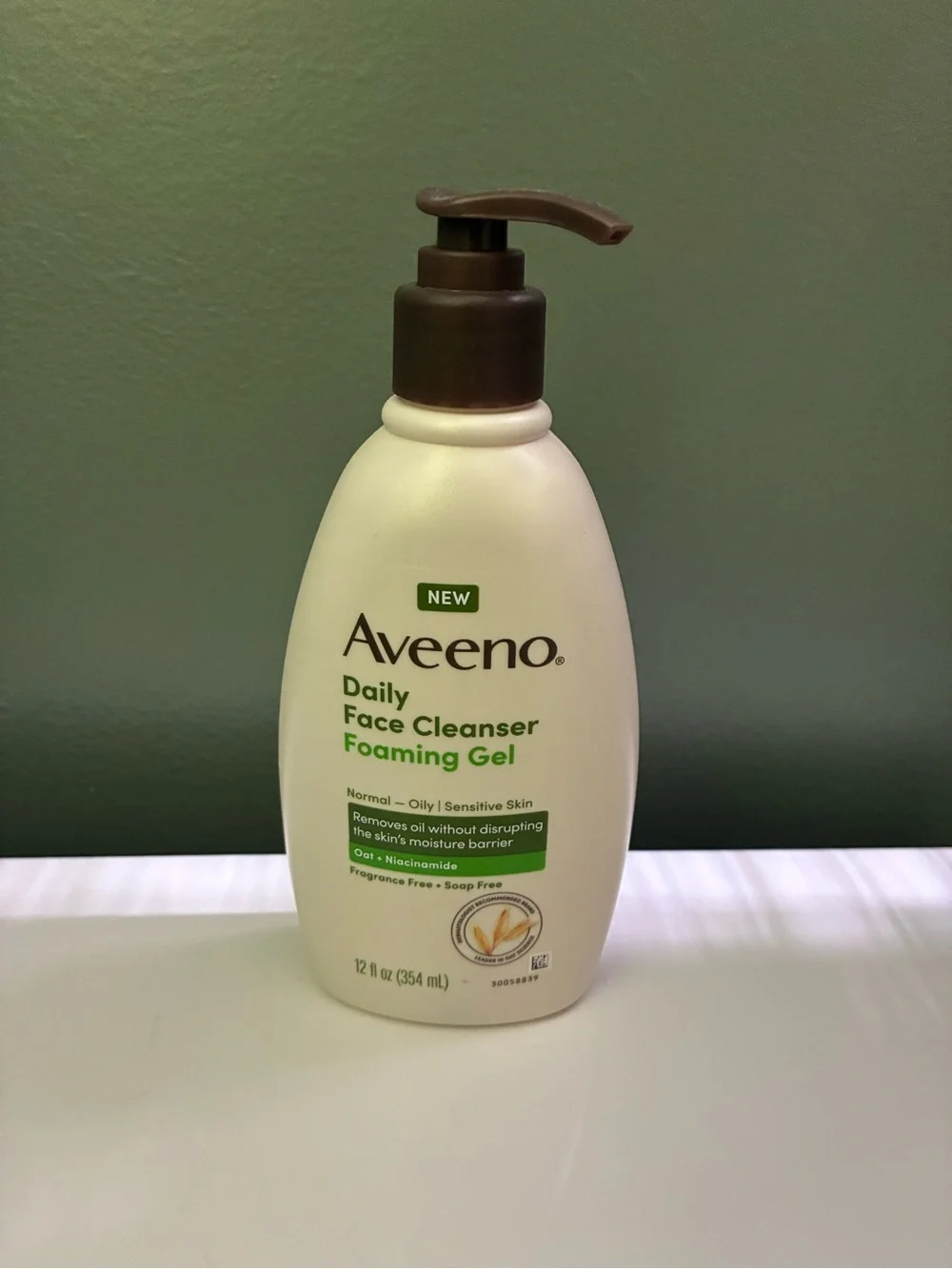 Aveeno Daily Face Cleanser Foaming Gel